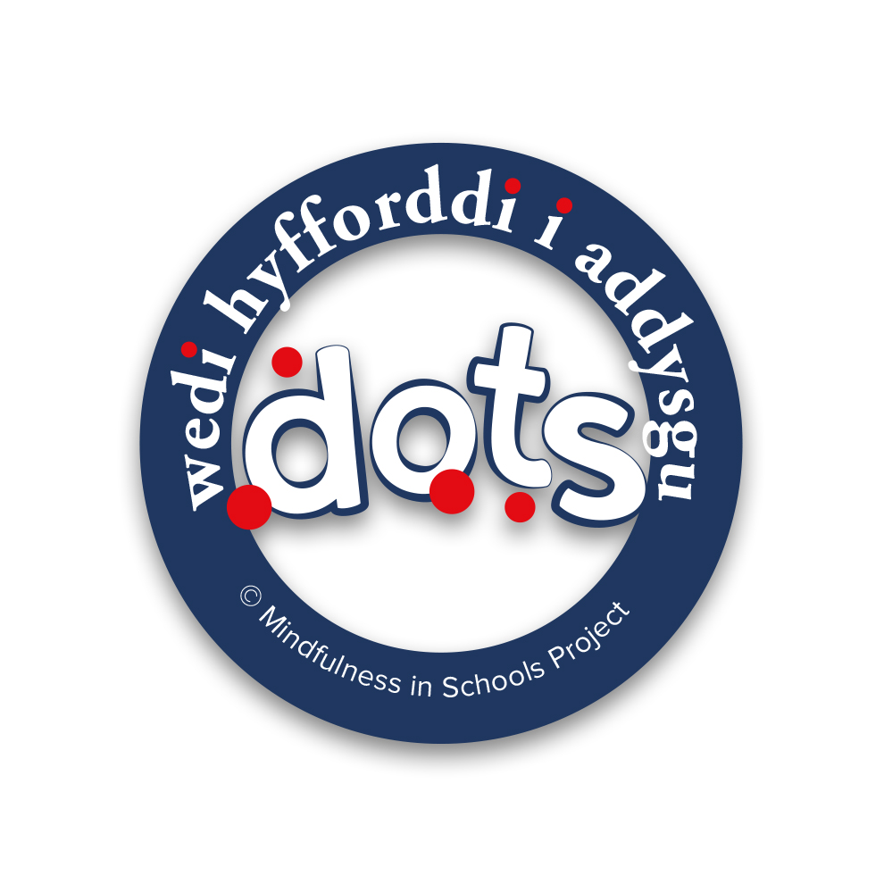 Trained To Teach dots Badge (Welsh)